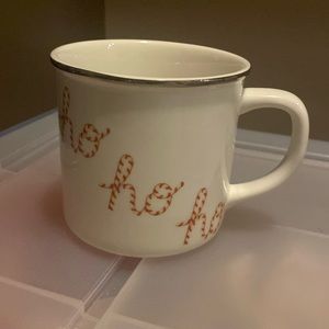 Pottery Barn - Set of 4 Holiday Mugs: “Ho Ho Ho” x 2 and “Oh What Fun” x 2 Mugs